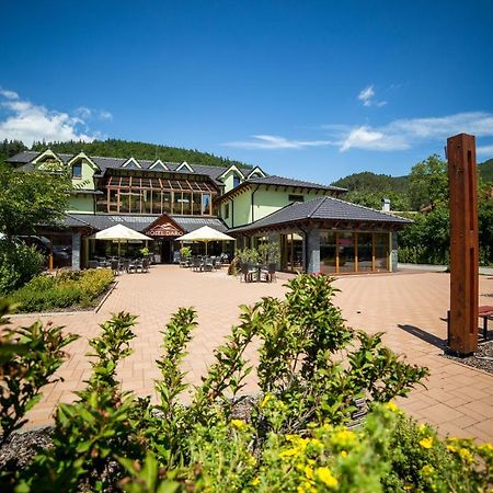 Hotel Daro บันสกา ชีอาว์นีซา ภายนอก รูปภาพ