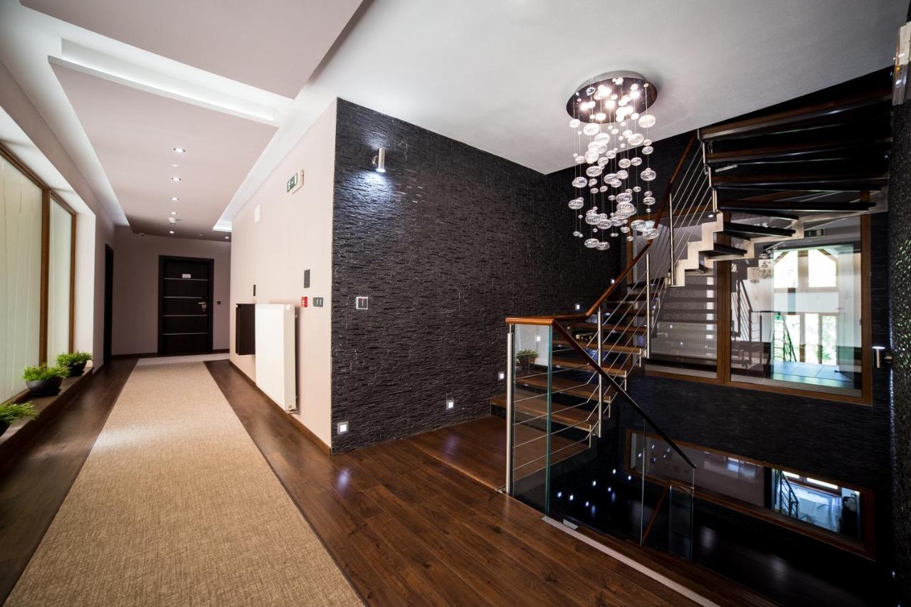 Hotel Daro บันสกา ชีอาว์นีซา ภายนอก รูปภาพ